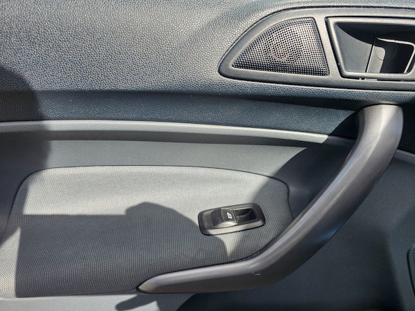 Used Ford Fiesta 2009 for sale - 76261004: Photo 27
