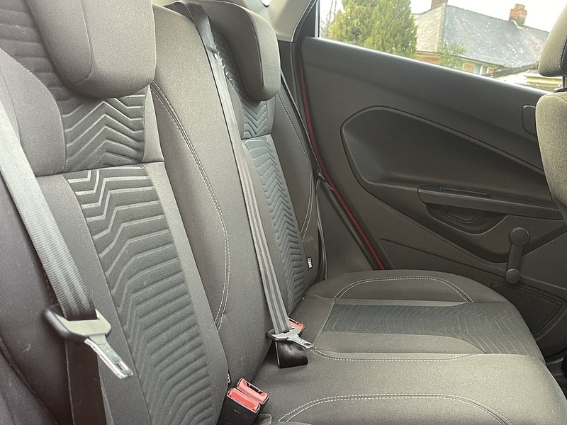 Used Ford Fiesta 2016 for sale - 77303159: Photo 42