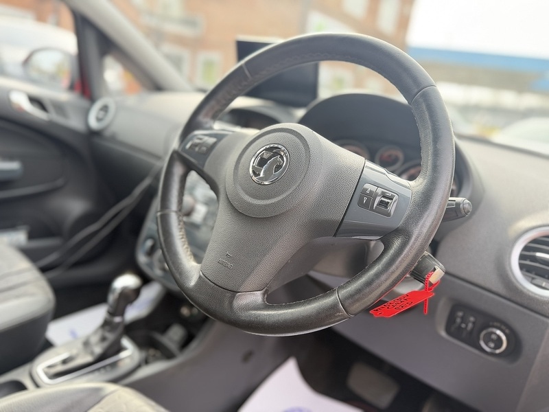 Used Vauxhall Corsa 2012 for sale - 77980793: Photo 3