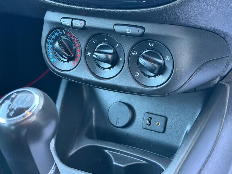 Used Vauxhall Corsa 2015 for sale - 77149322: Photo 30