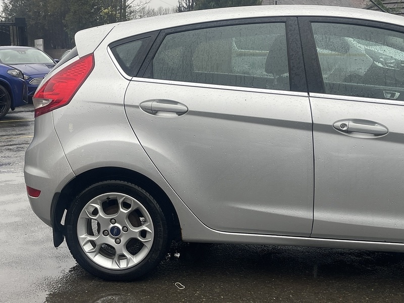 Used Ford Fiesta 2012 for sale - 77475641: Photo 11