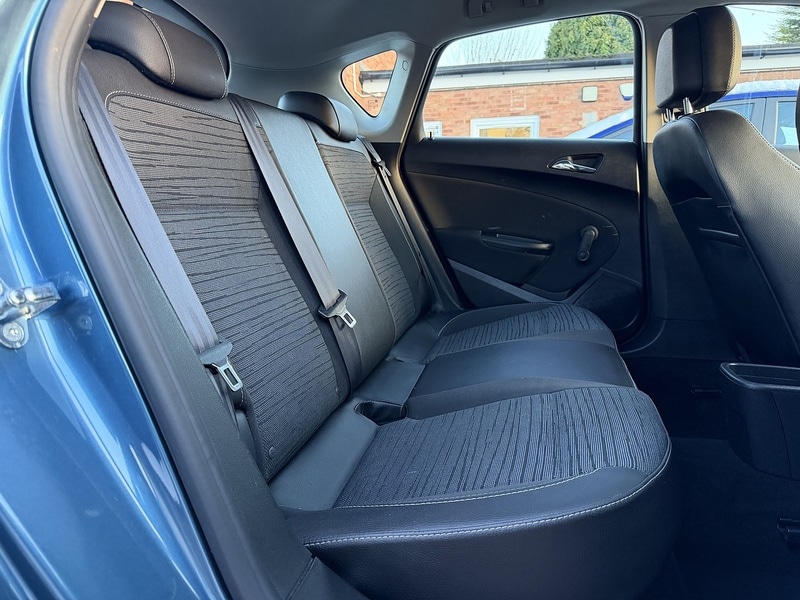 Used Vauxhall Astra 2015 for sale - 77164660: Photo 37