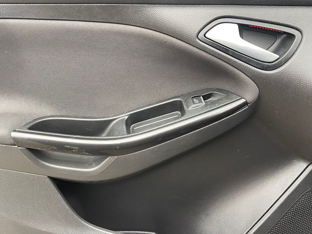 Used Ford Focus 2016 for sale - 76985815: Photo 23
