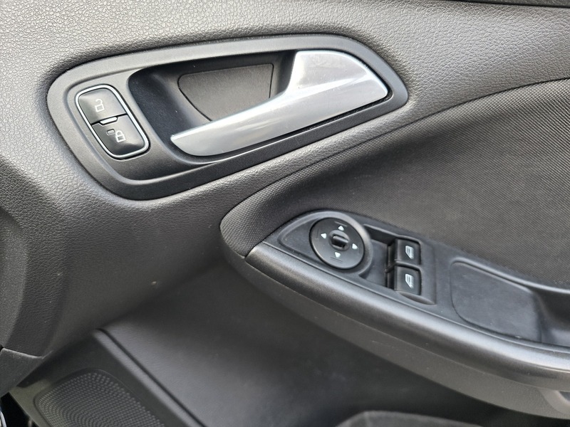 Used Ford Focus 2016 for sale - 77765885: Photo 20