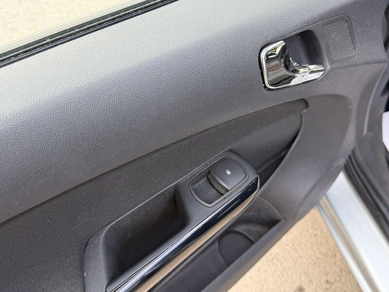 Used Vauxhall Corsa 2014 for sale - 77765884: Photo 44