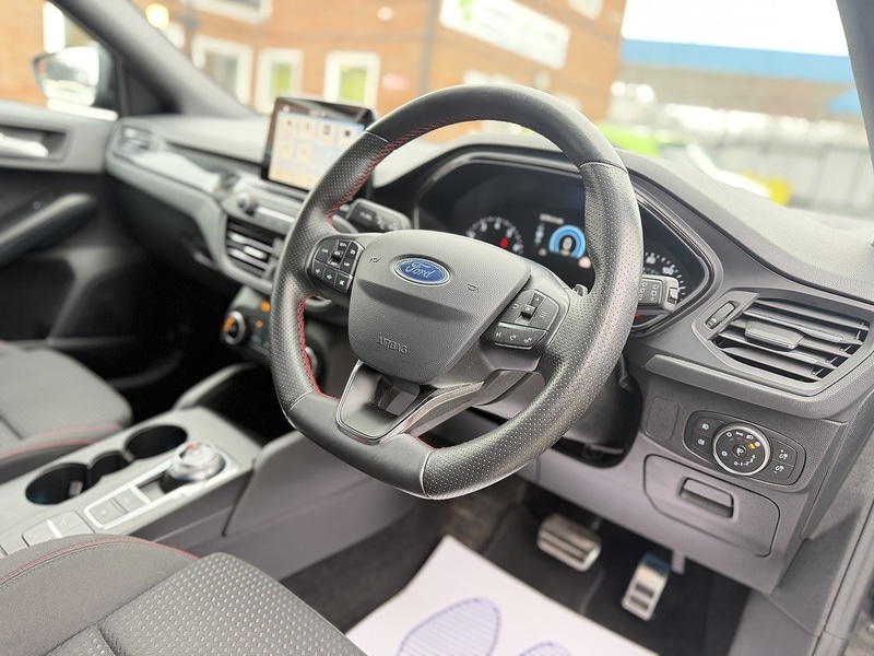 Used Ford Focus 2019 for sale - 77416773: Photo 3