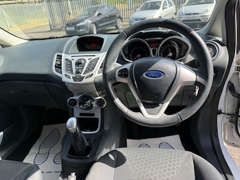 Used Ford Fiesta 2011 for sale - 78694234: Photo