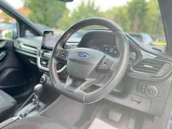 Used Ford Fiesta 2019 for sale - 76255901: Photo 3