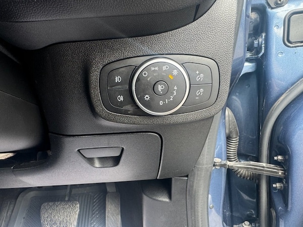 Used Ford Fiesta 2019 for sale - 76255901: Photo 45