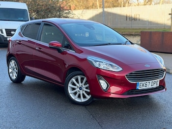 2017 (67) - 1.0 EcoBoost Titanium 5dr Auto