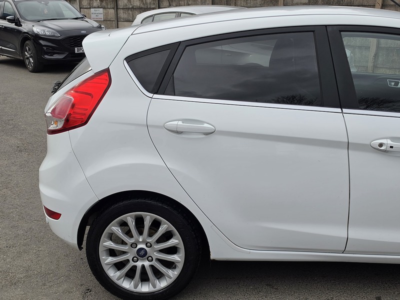 Used Ford Fiesta 2014 for sale - 77998347: Photo 8