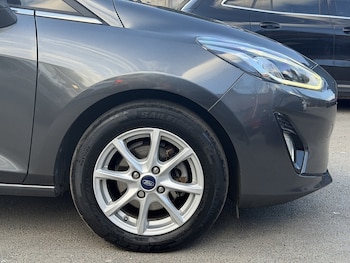 Used Ford Fiesta 2018 for sale - 78207349: Photo