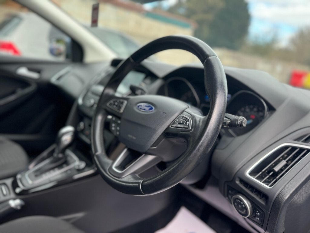 Used Ford Focus 2017 for sale - 76256203: Photo 3