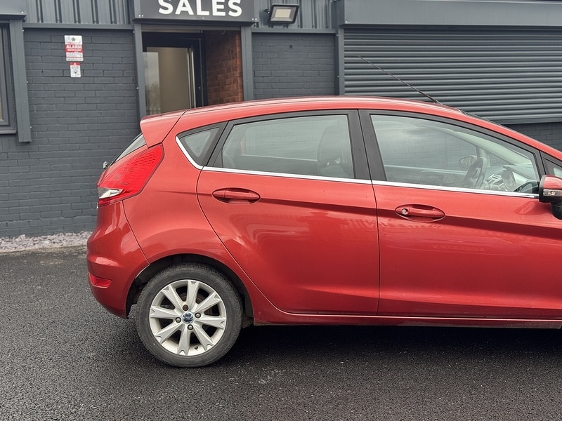Used Ford Fiesta 2009 for sale - 77850905: Photo 6