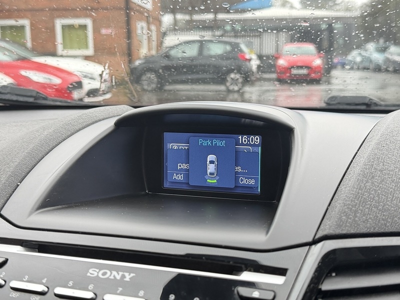 Used Ford Fiesta 2016 for sale - 77850865: Photo 10