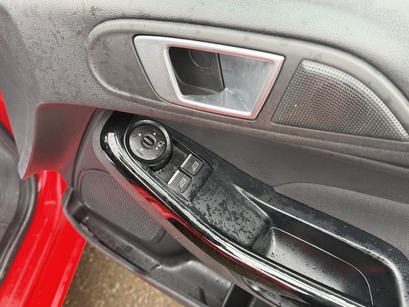 Used Ford Fiesta 2016 for sale - 77850865: Photo 58