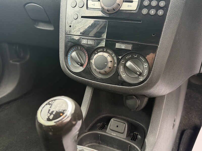 Used Vauxhall Corsa for sale - 77792601: Photo 36