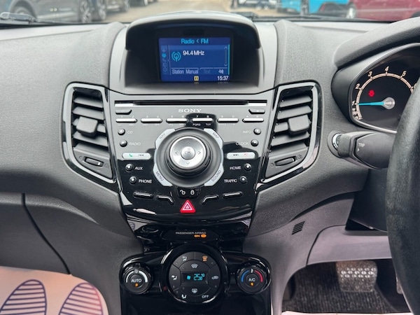 Used Ford Fiesta 2016 for sale - 76267386: Photo 18