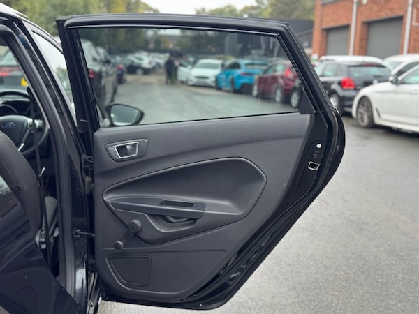 Used Ford Fiesta 2016 for sale - 76267386: Photo 49