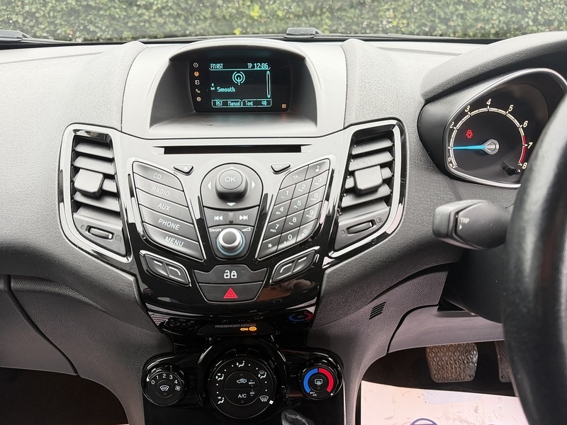 Used Ford Fiesta 2014 for sale - 77240710: Photo 28