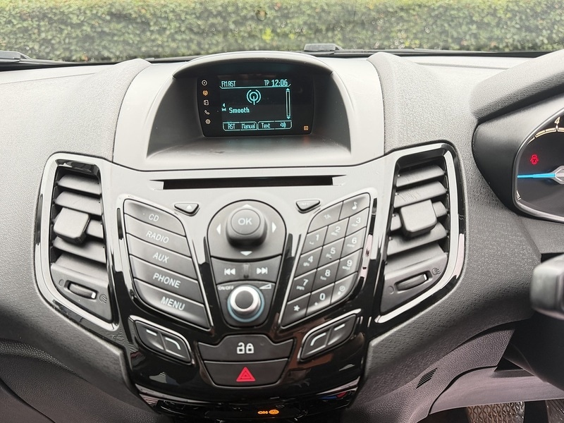 Used Ford Fiesta 2014 for sale - 77240710: Photo 29