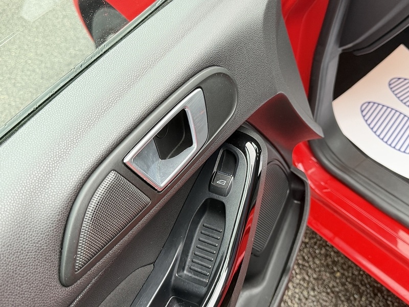 Used Ford Fiesta 2014 for sale - 77240710: Photo 38