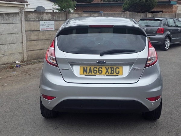 Used Ford Fiesta 2016 for sale - 76256101: Photo 13