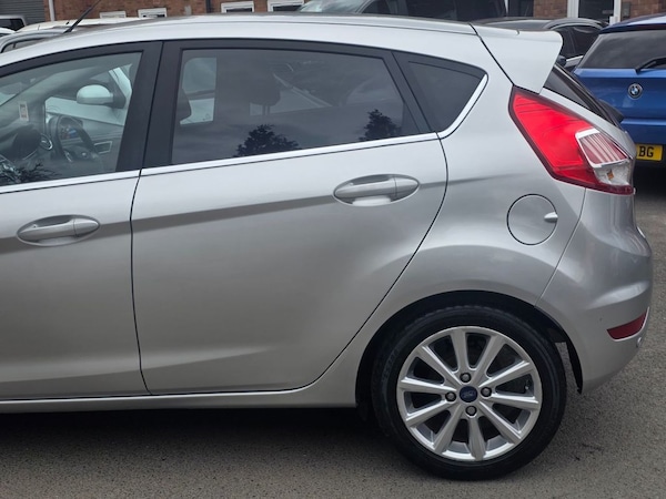Used Ford Fiesta 2016 for sale - 76256101: Photo 23