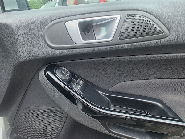 Used Ford Fiesta 2016 for sale - 76256101: Photo 29