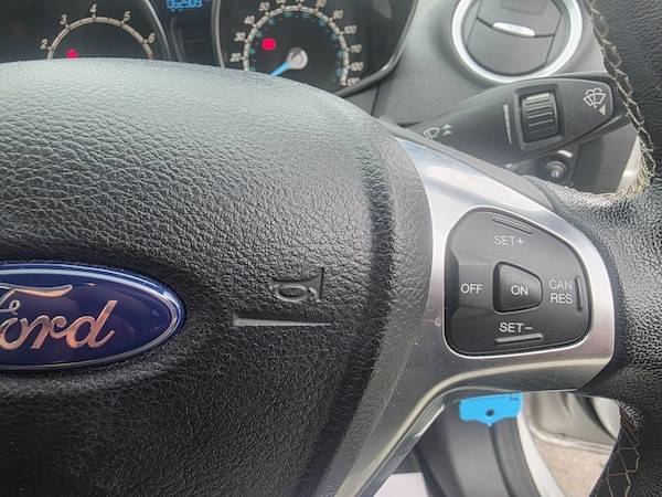 Used Ford Fiesta 2016 for sale - 76256101: Photo 35