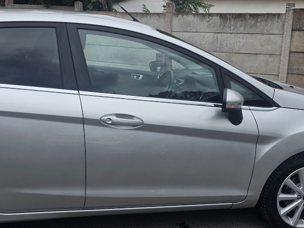 Used Ford Fiesta 2016 for sale - 76256101: Photo 6