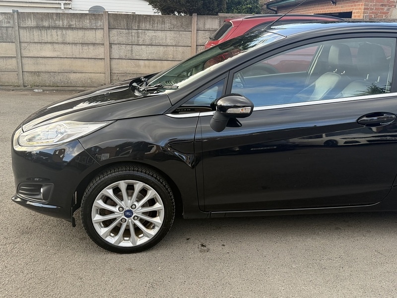 Used Ford Fiesta 2016 for sale - 78077240: Photo 24