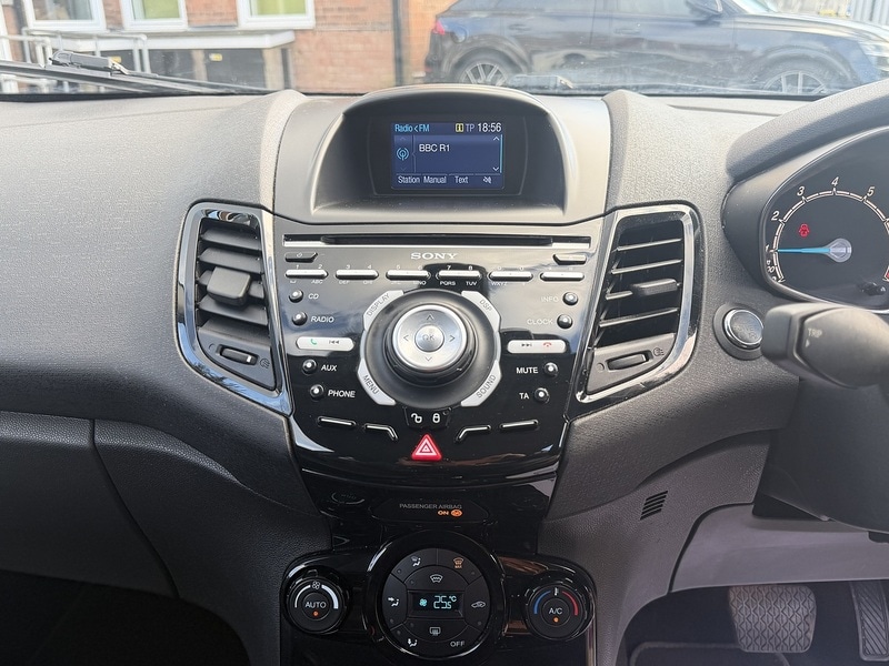 Used Ford Fiesta 2016 for sale - 78077240: Photo 35