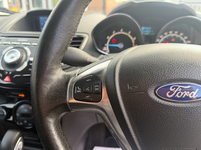 Used Ford Fiesta 2016 for sale - 78077240: Photo 47