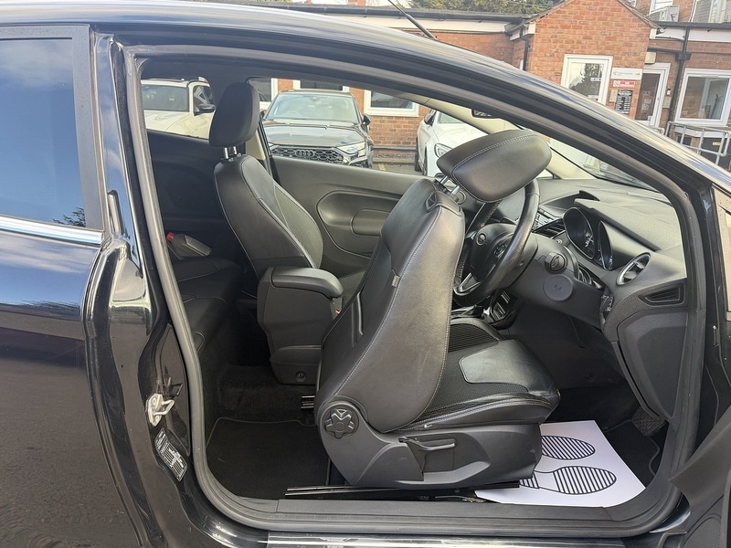 Used Ford Fiesta 2016 for sale - 78077240: Photo 64