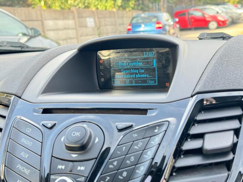 Used Ford Fiesta 2014 for sale - 77792600: Photo 32