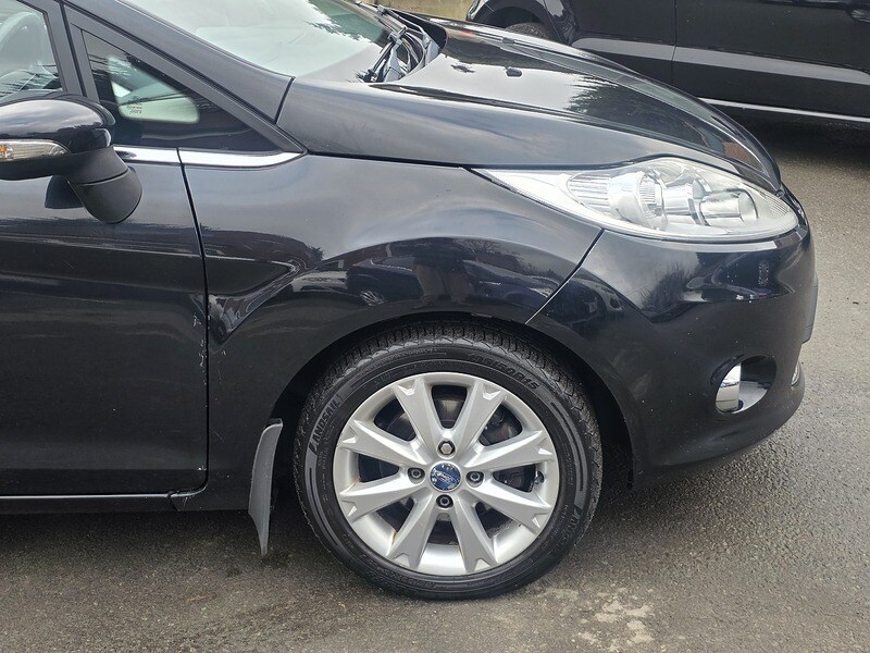 Used Ford Fiesta 2010 for sale - 77363208: Photo 4