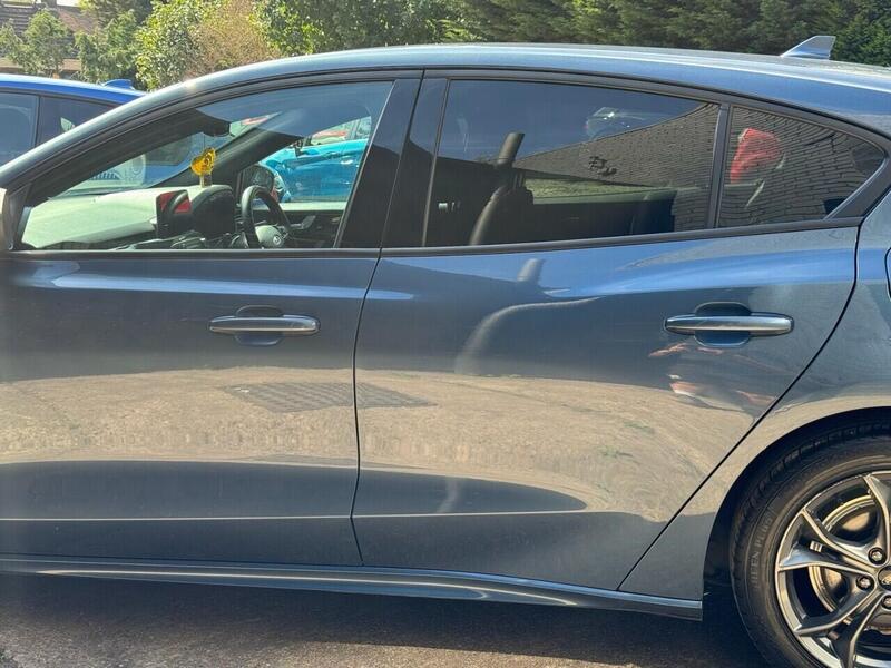 Used Ford Focus 2021 for sale - 77276928: Photo 16