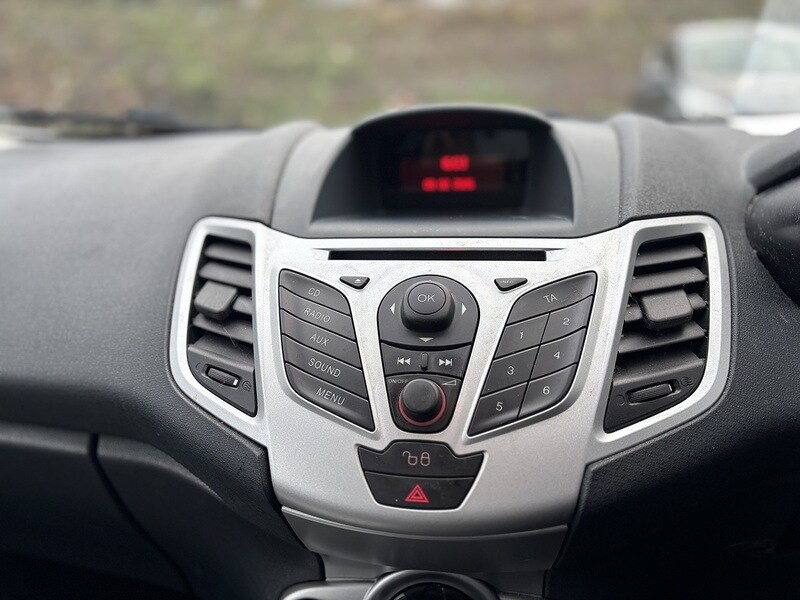 Used Ford Fiesta 2012 for sale - 77494313: Photo 22