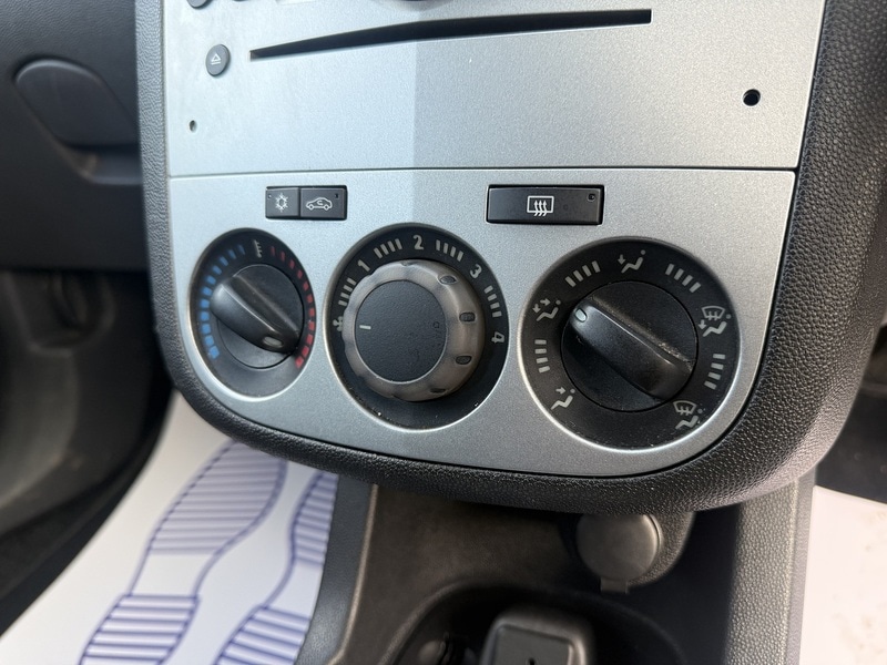 Used Vauxhall Corsa 2014 for sale - 77149369: Photo 27