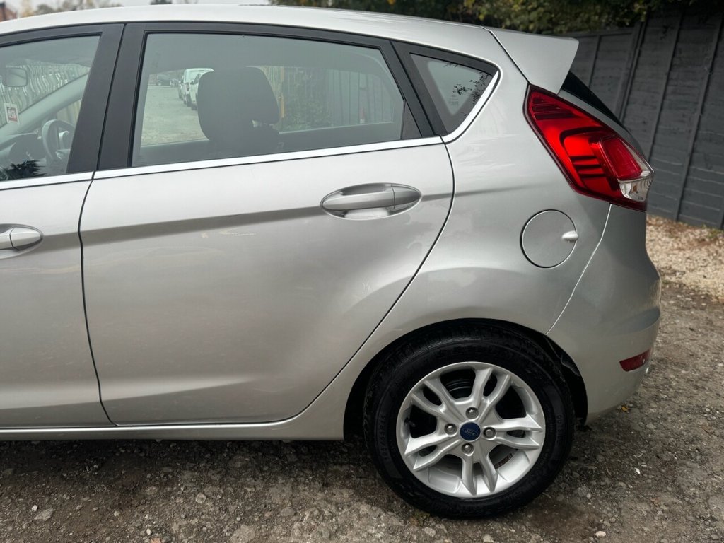 Used Ford Fiesta 2015 for sale - 76417178: Photo 24