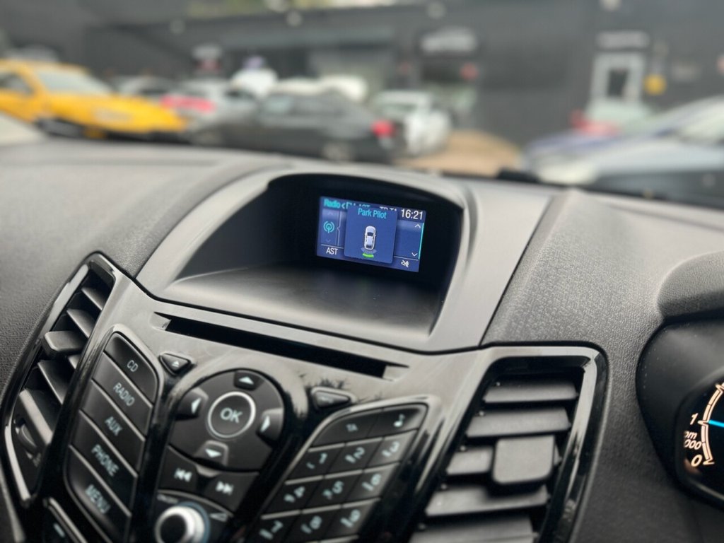 Used Ford Fiesta 2015 for sale - 76417178: Photo 33