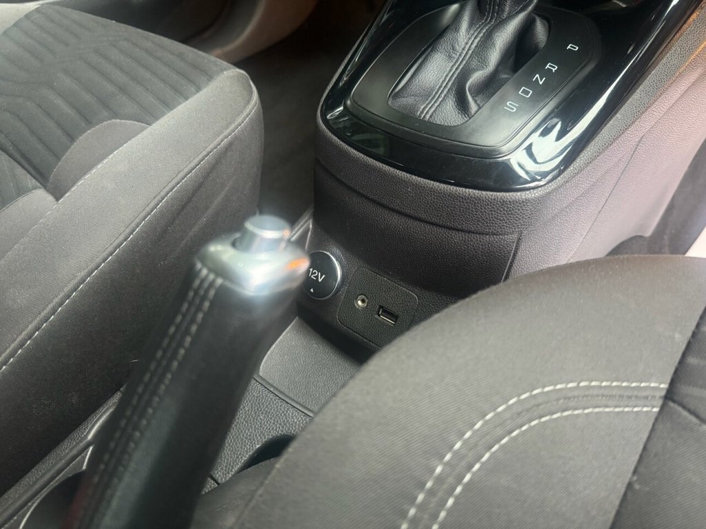 Used Ford Fiesta 2015 for sale - 76417178: Photo 42