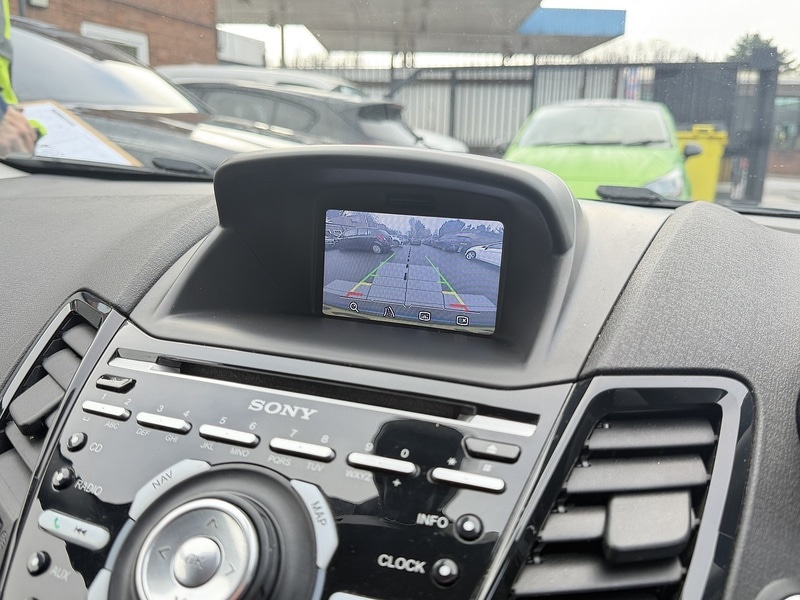 Used Ford Fiesta 2015 for sale - 77222993: Photo 30