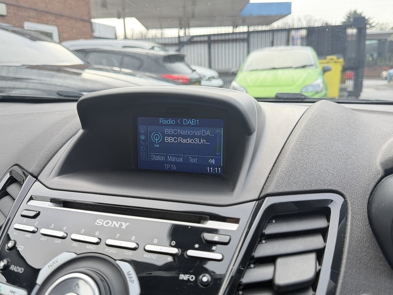 Used Ford Fiesta 2015 for sale - 77222993: Photo 31