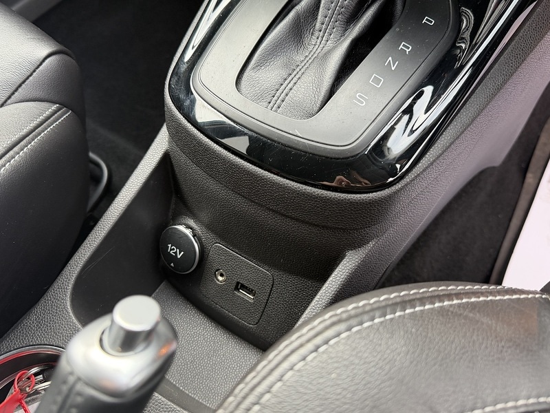 Used Ford Fiesta 2015 for sale - 77222993: Photo 37