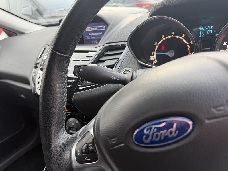 Used Ford Fiesta 2015 for sale - 77222993: Photo 38