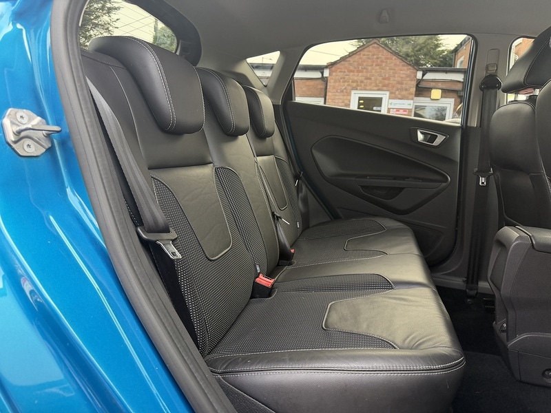 Used Ford Fiesta 2015 for sale - 77222993: Photo 48