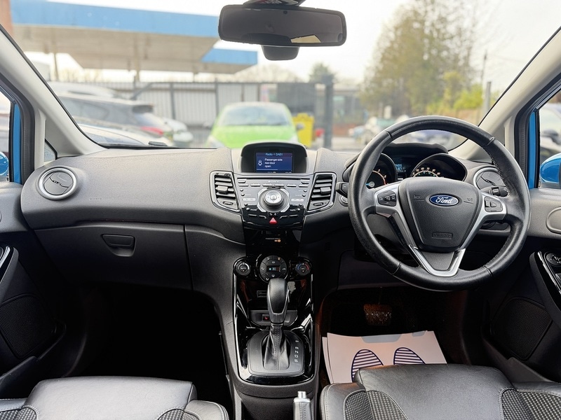 Used Ford Fiesta 2015 for sale - 77222993: Photo 6