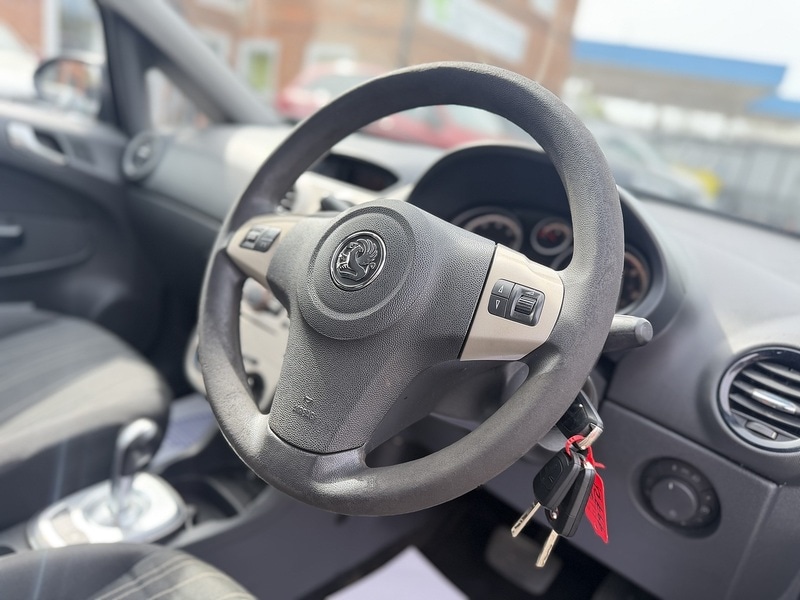 Used Vauxhall Corsa 2008 for sale - 78207352: Photo 3